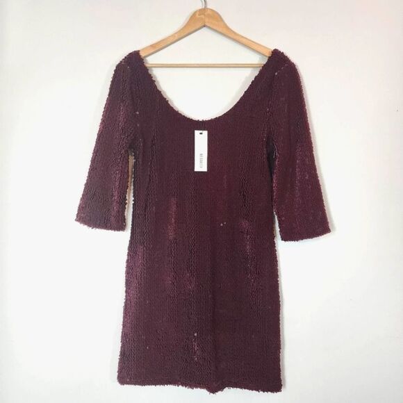 NWT BB Dakota Casablanca Velvet Sequin Mini Body Con Dress Wine Burgundy SZ Med - Picture 2 of 11